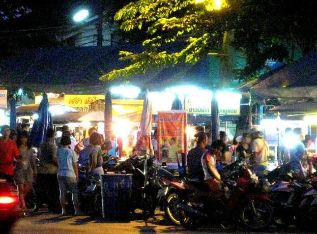 Somjai Place Ayutthaya Екстериор снимка